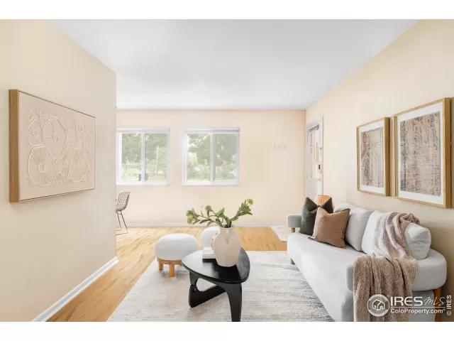 MLS: 1037874 Condo For Sale