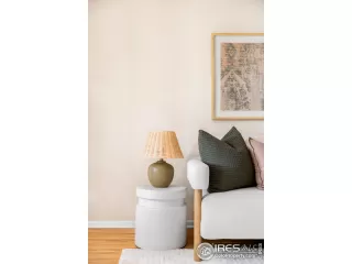 Photo #3: 1037874 Listing 