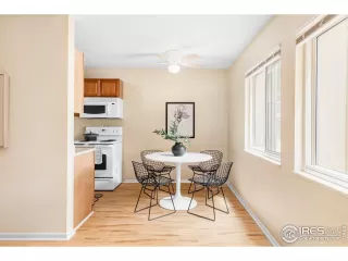 Photo #5: 1037874 Listing 