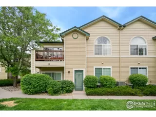 Photo #2: 1037892 Listing