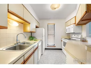 Photo #4: 1037920 Listing 