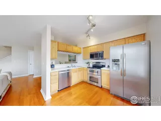 Photo #1: 1037951 Listing