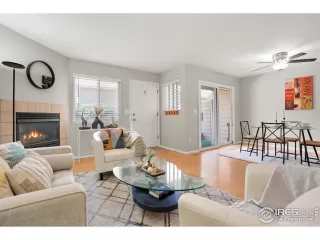 Photo #3: 1037992 Listing