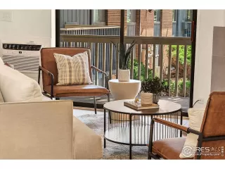 Photo #6: 1038029 Listing 