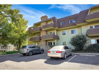 Photo #1: 1038057 Listing