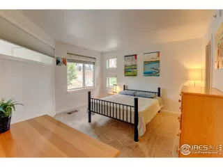 Photo #4: 1038103 Listing 