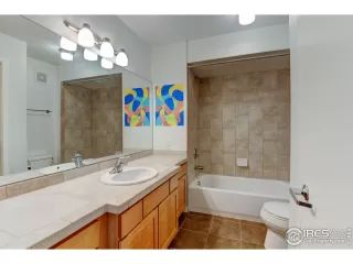 Photo #5: 1038103 Listing 