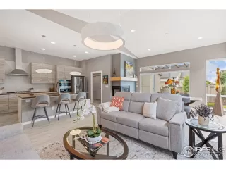 Photo #6: 1038107 Listing 