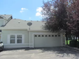 Photo #2: 1038138 Listing