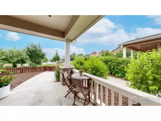 Photo #5: 1038165 Listing