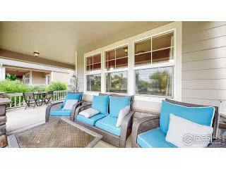 Photo #6: 1038165 Listing