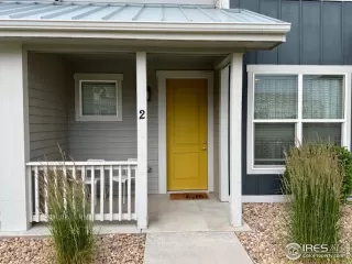 Photo #2: 1038172 Listing