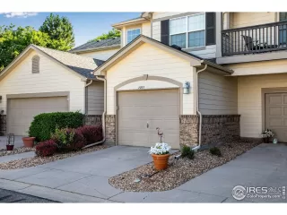 Photo #6: 1038184 Listing