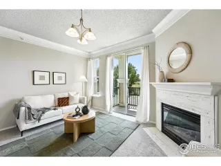 Photo #3: 1038204 Listing