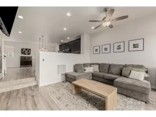 Photo #4: 1038207 Listing 