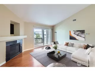 Photo #4: 1038215 Listing 