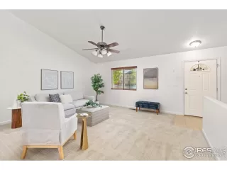 Photo #5: 1038269 Listing 