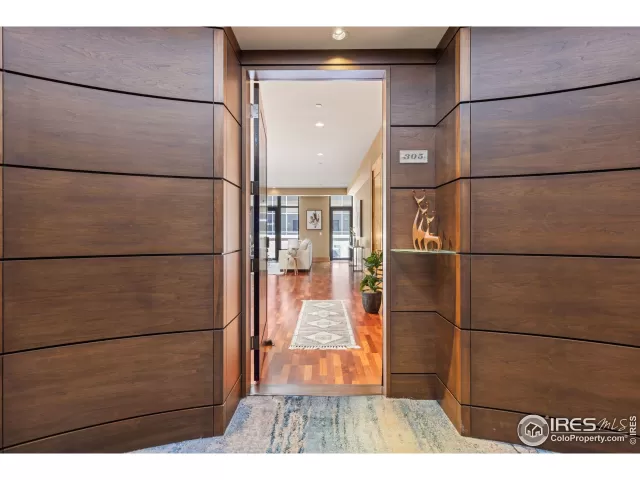 MLS: 1038305 Condo For Sale