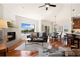 Photo #5: 1038394 Listing