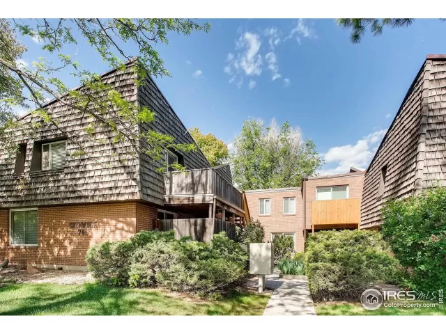 MLS: 1038441 Condo For Sale