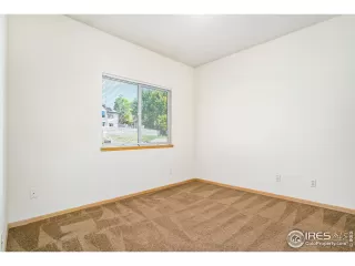 Photo #6: 1038450 Listing