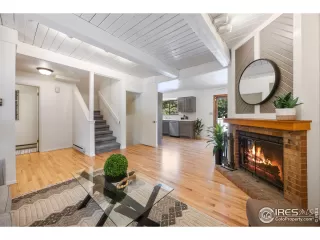 Photo #2: 1038460 Listing 