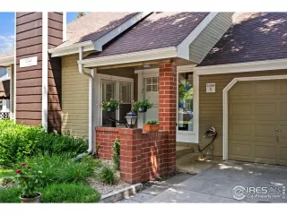 Photo #3: 1038463 Listing