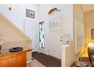 Photo #5: 1038463 Listing