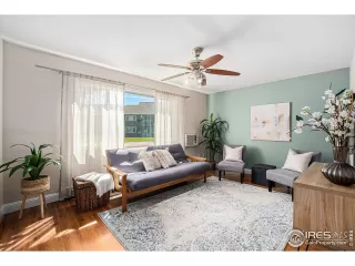 Photo #2: 1038481 Listing 