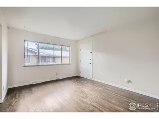 Photo #4: 1038483 Listing 