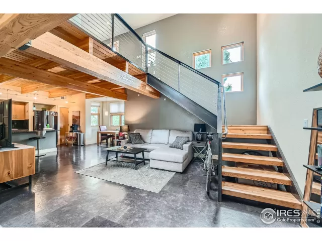 MLS: 1038495 Condo For Sale