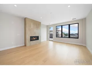 Photo #3: 1038503 Listing 