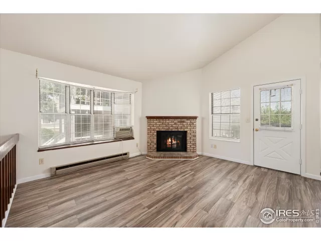 MLS: 1038556 Condo For Sale