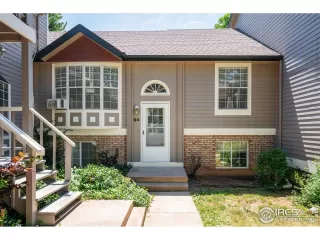 Photo #3: 1038556 Listing