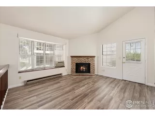 Photo #4: 1038556 Listing