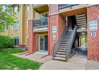 Photo #3: 1038602 Listing