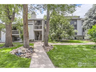 Photo #1: 1038613 Listing