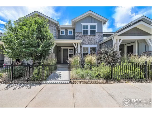 MLS: 1038653 Condo For Sale