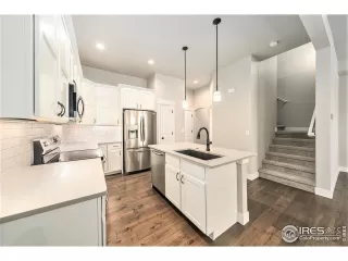 Photo #6: 1038653 Listing 