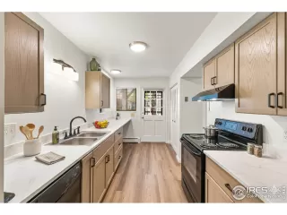 Photo #1: 1038705 Listing 