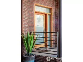 Photo #3: 1038752 Listing