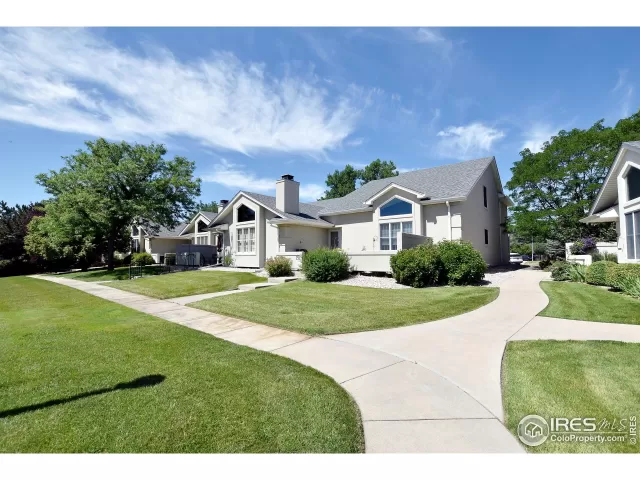 MLS: 1038762 Condo For Sale