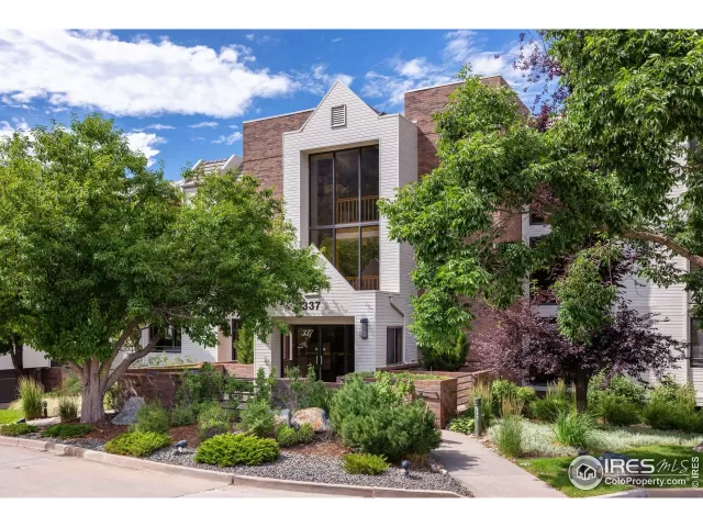 MLS: 1038848 Condo For Sale