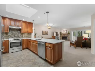 Photo #1: 1038848 Listing