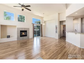 Photo #4: 1038859 Listing