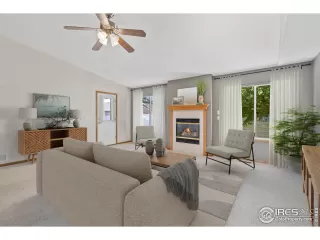 Photo #5: 1038863 Listing