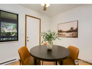 Photo #6: 1038867 Listing