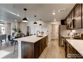 Photo #4: 1038873 Listing