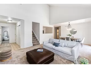 Photo #5: 1038876 Listing 