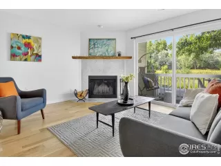 Photo #3: 1038894 Listing